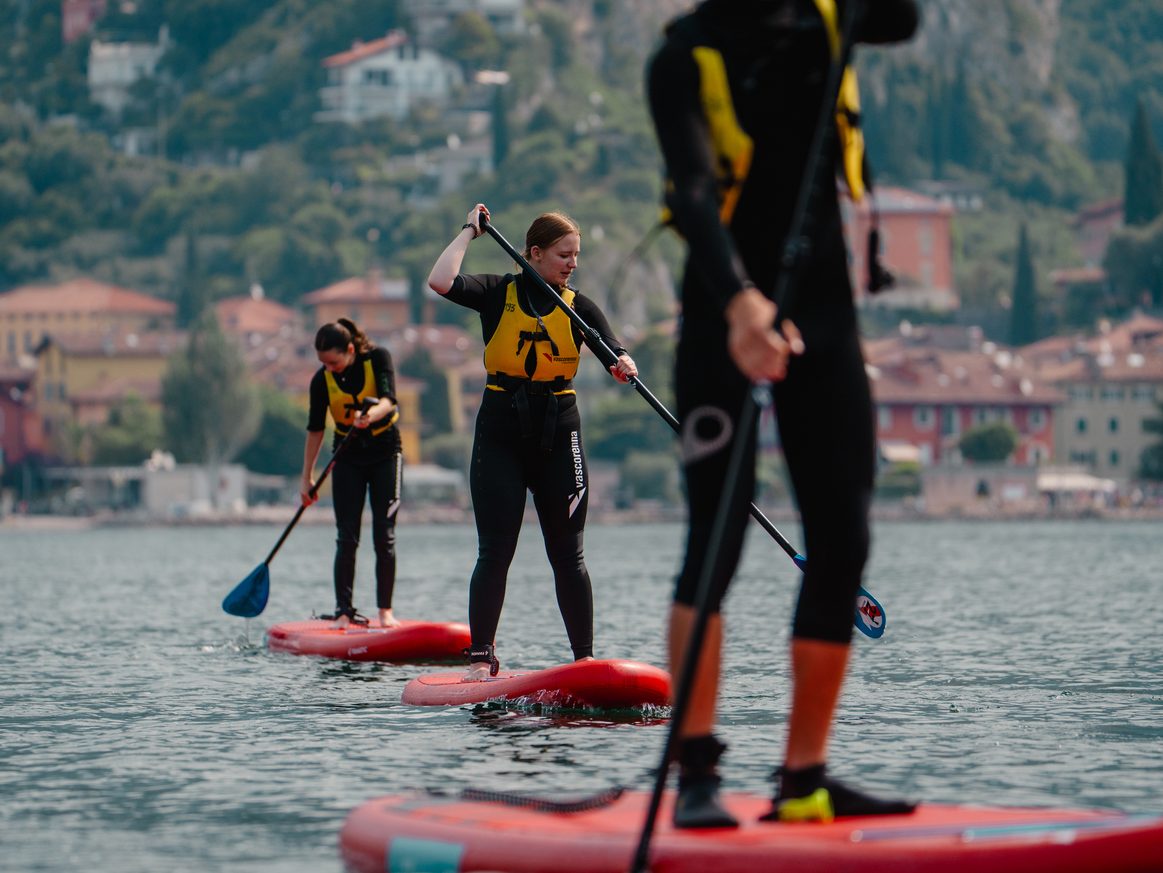 Attrezzatura per il noleggio SUP e kayak
